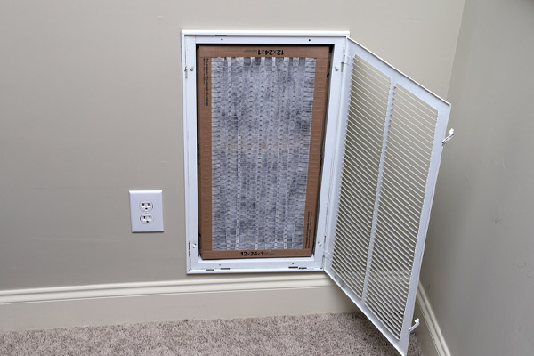 hvac air filter replacement in a home